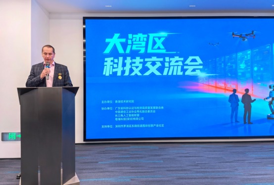 【安德裏教授 緻辭照片】